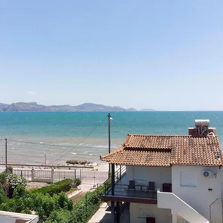 아파트 Seaside Bluethalassa With Garden *