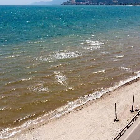 아파트 Seaside Bluethalassa With Garden 아르고스